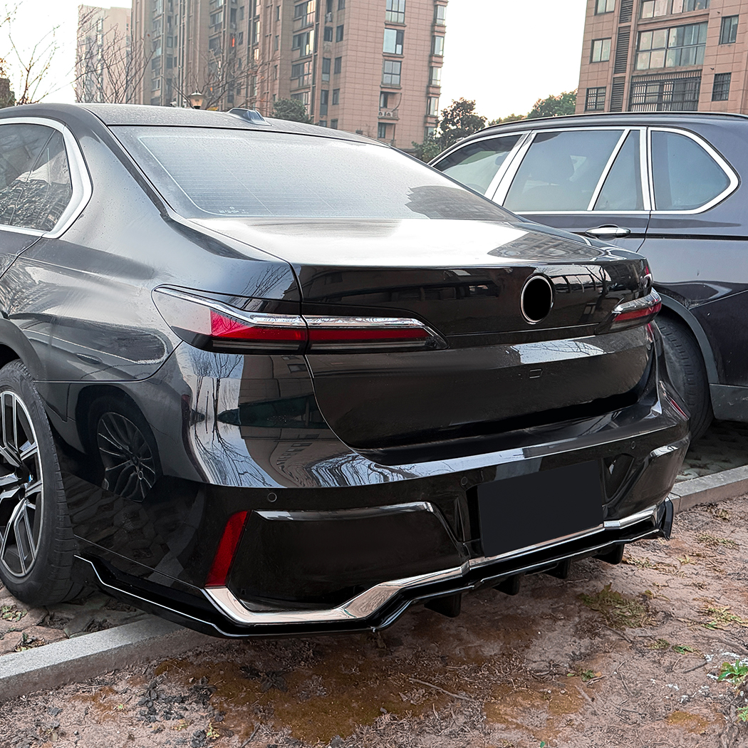 AMP-Z Rear Bumper Spoiler Lip For BMW 7 Series i7 M Sport 2023+