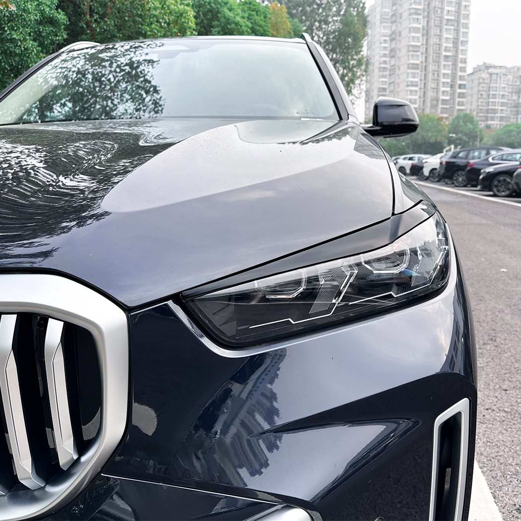 AMP-Z Headlight Eyebrows Eyelids Sticker For BMW X5 X6 G05 G06 2023+