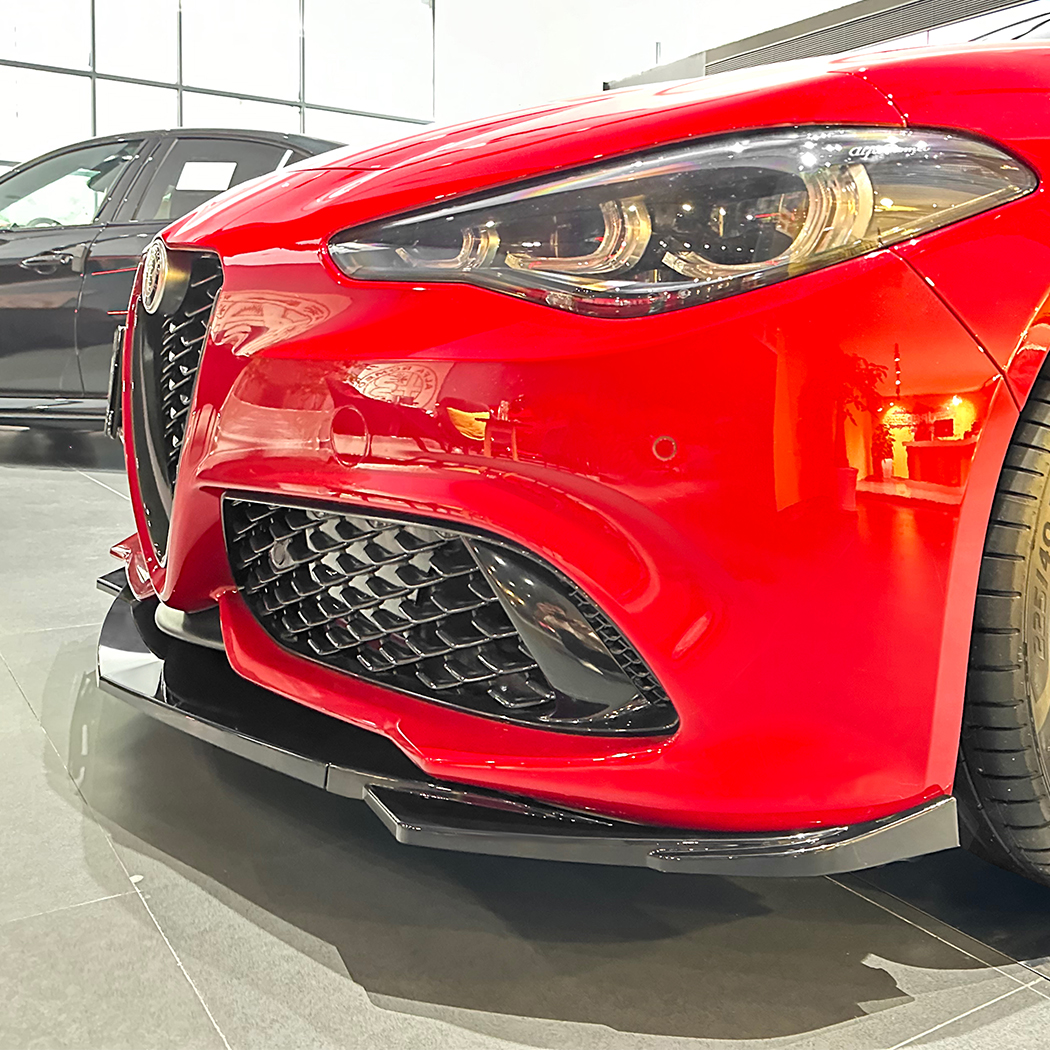 AMP-Z Front Bumper Lip Spiltter For Alfa Romeo Giulia 2015+
