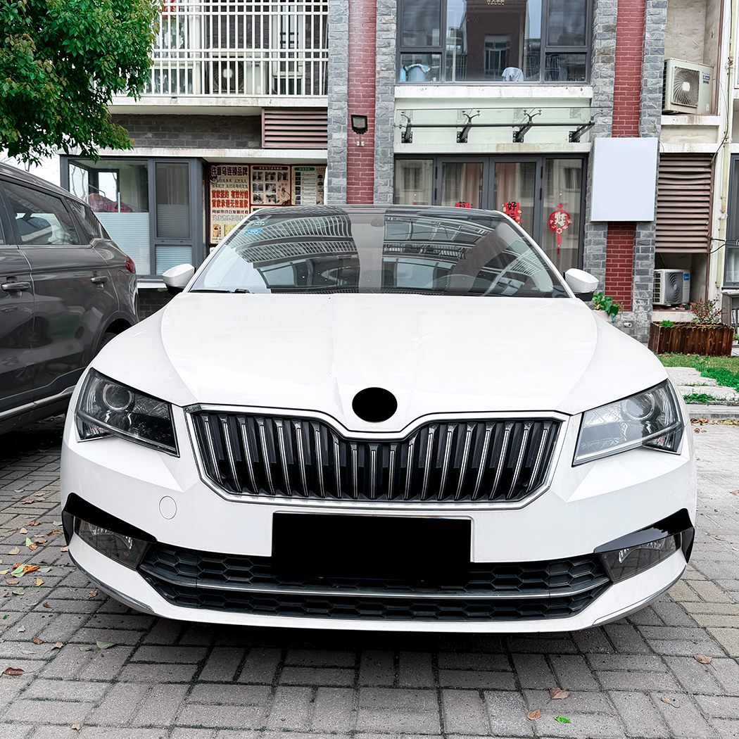 Canards de spoiler de aletas de para-choque dianteiro AMP-Z para Skoda Superb MK3 pr&eacute;-facelift 2015-2019