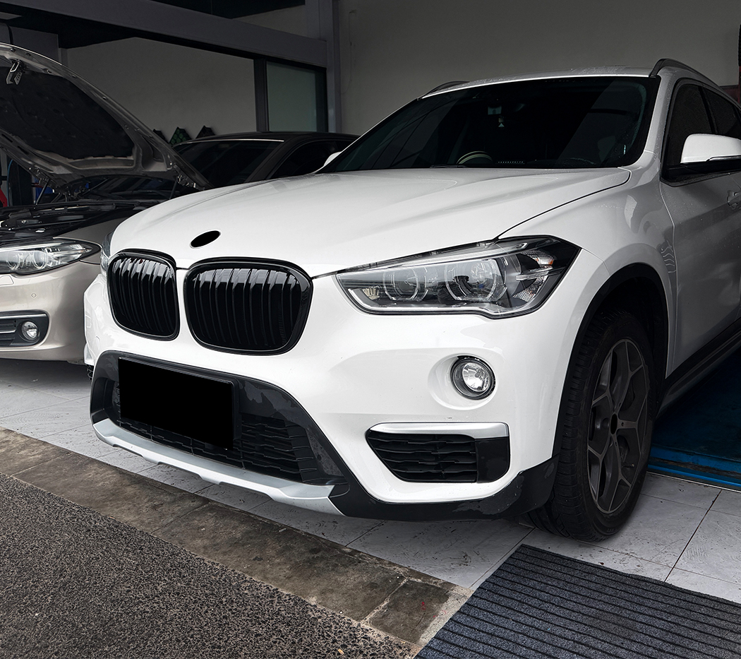 AMP-Z Front Bumper Grille Grill For BMW X1 F48 F49 Pre-facelift 2015-2019