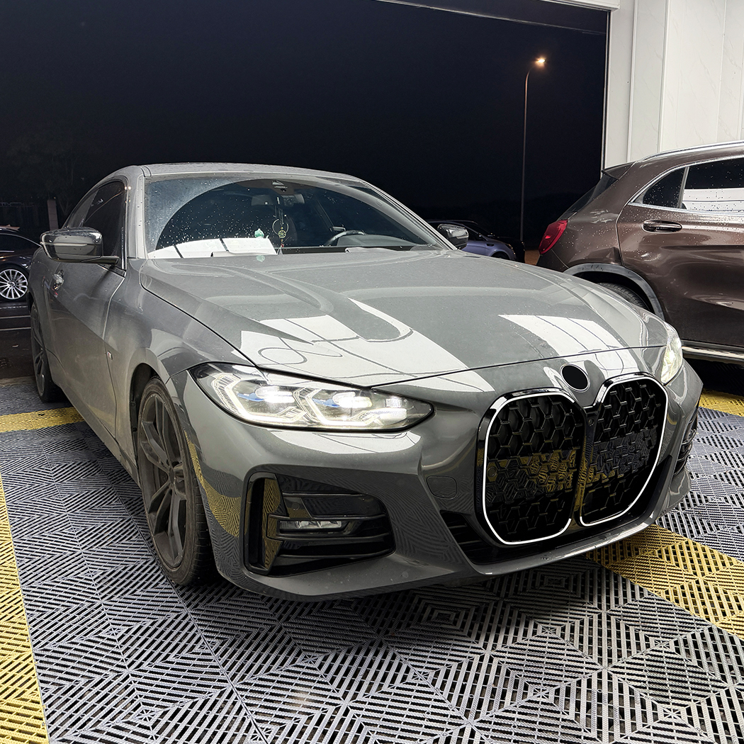 AMP-Z Front Bumper Grille Grill With Lights Black For BMW 4 Series G22 G23 2020+
