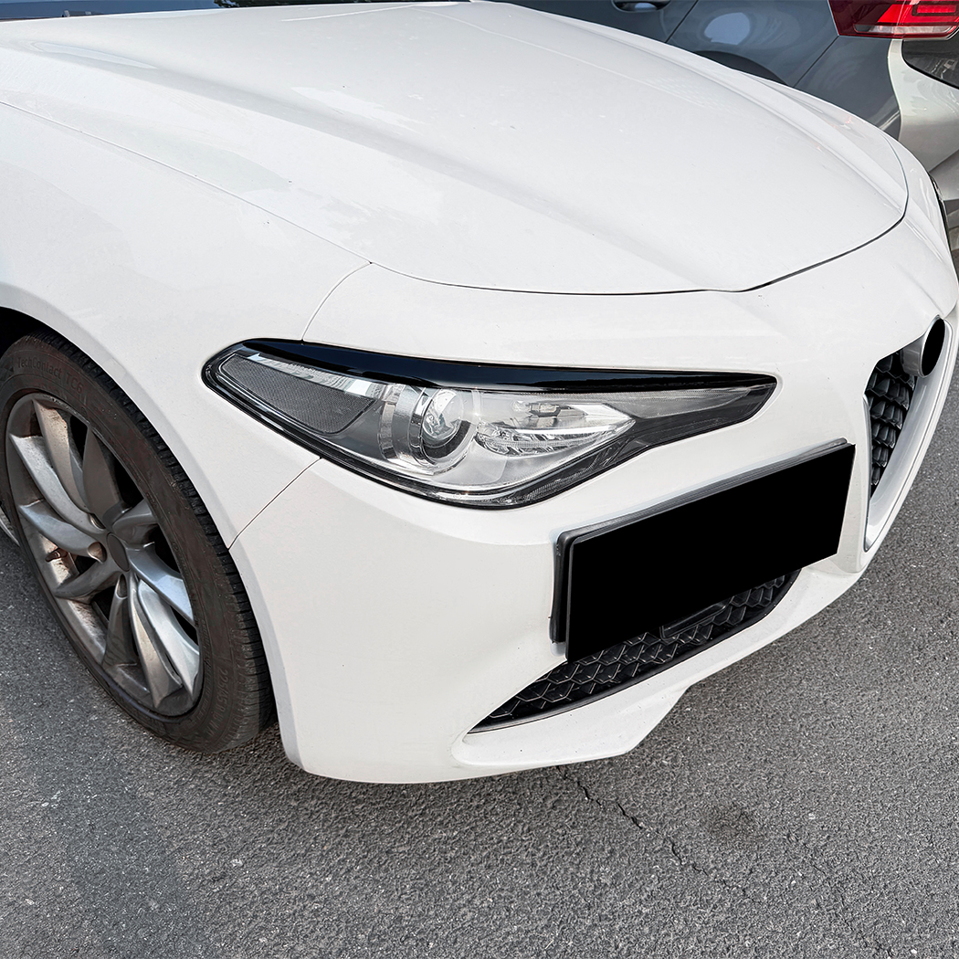 AMP-Z Headlight Eyebrows Eyelids Sticker For Alfa Romeo Giulia 2015+