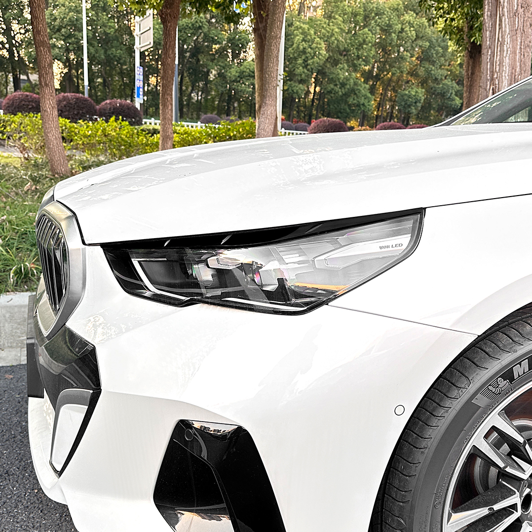AMP-Z Headlight Eyebrows Eyelids Sticker For BMW 5 Series i5 G60 G61 2024+